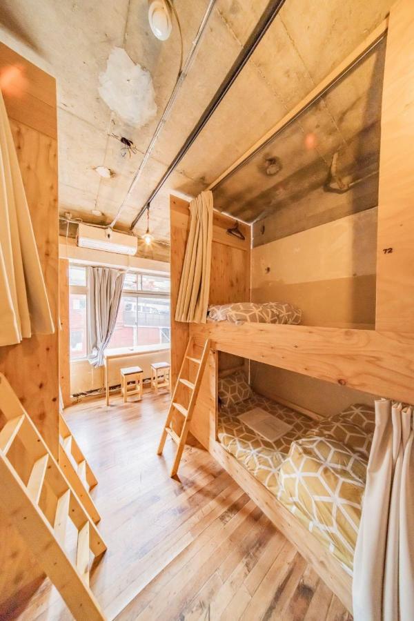 Artbar & Guesthouse Ennova Атами Екстериор снимка