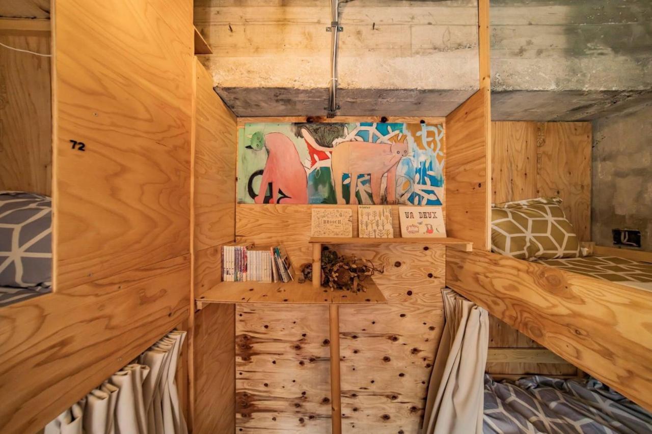 Artbar & Guesthouse Ennova Атами Екстериор снимка